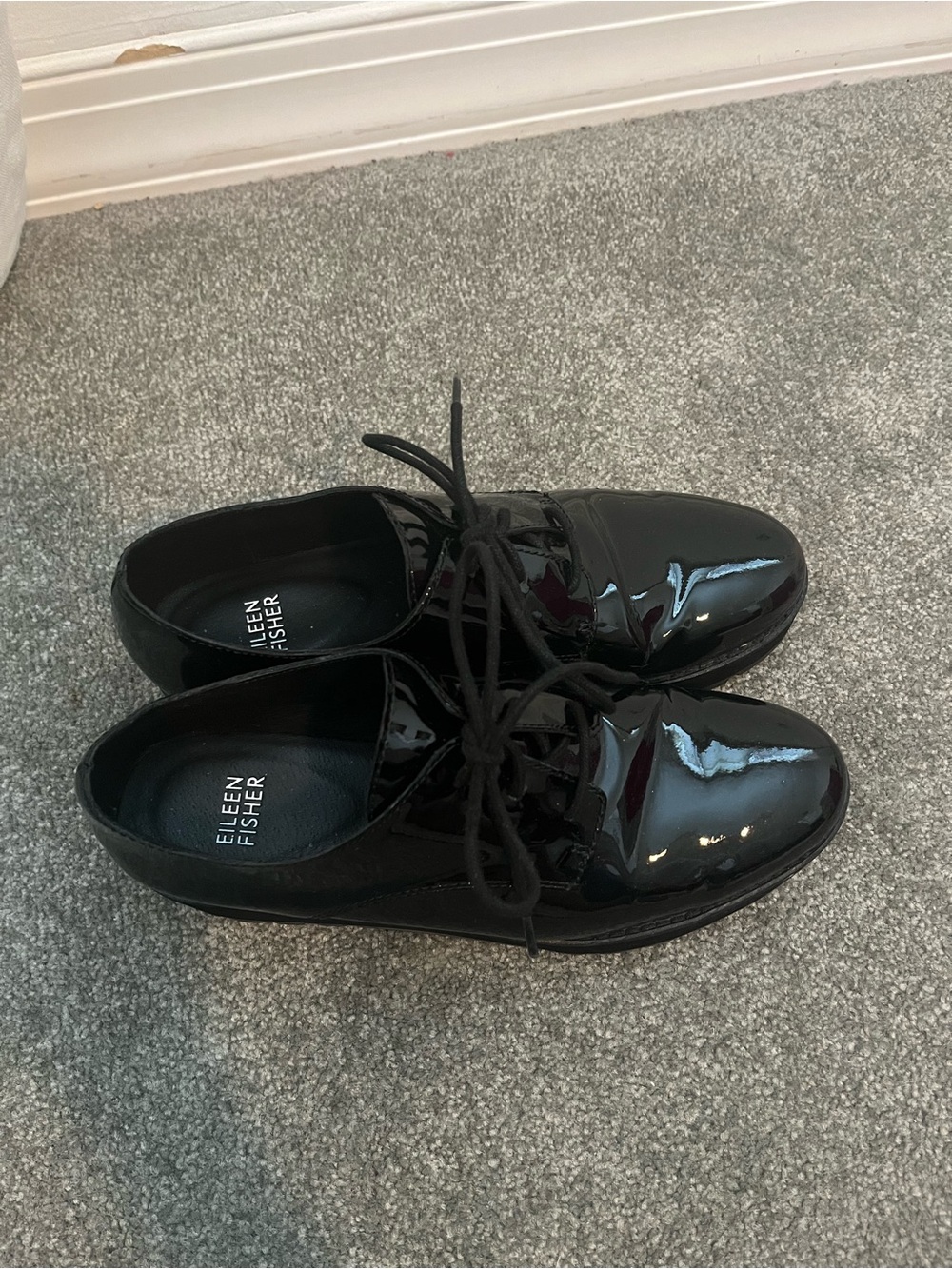 Eileen Fisher Glossy Black Patent Lace-Up Oxfords